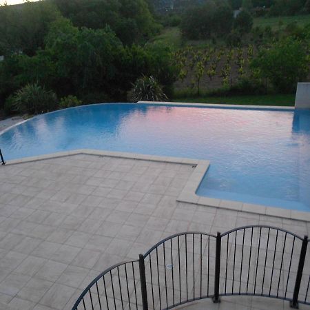 Le Chateau Saint Martin Luaran gambar
