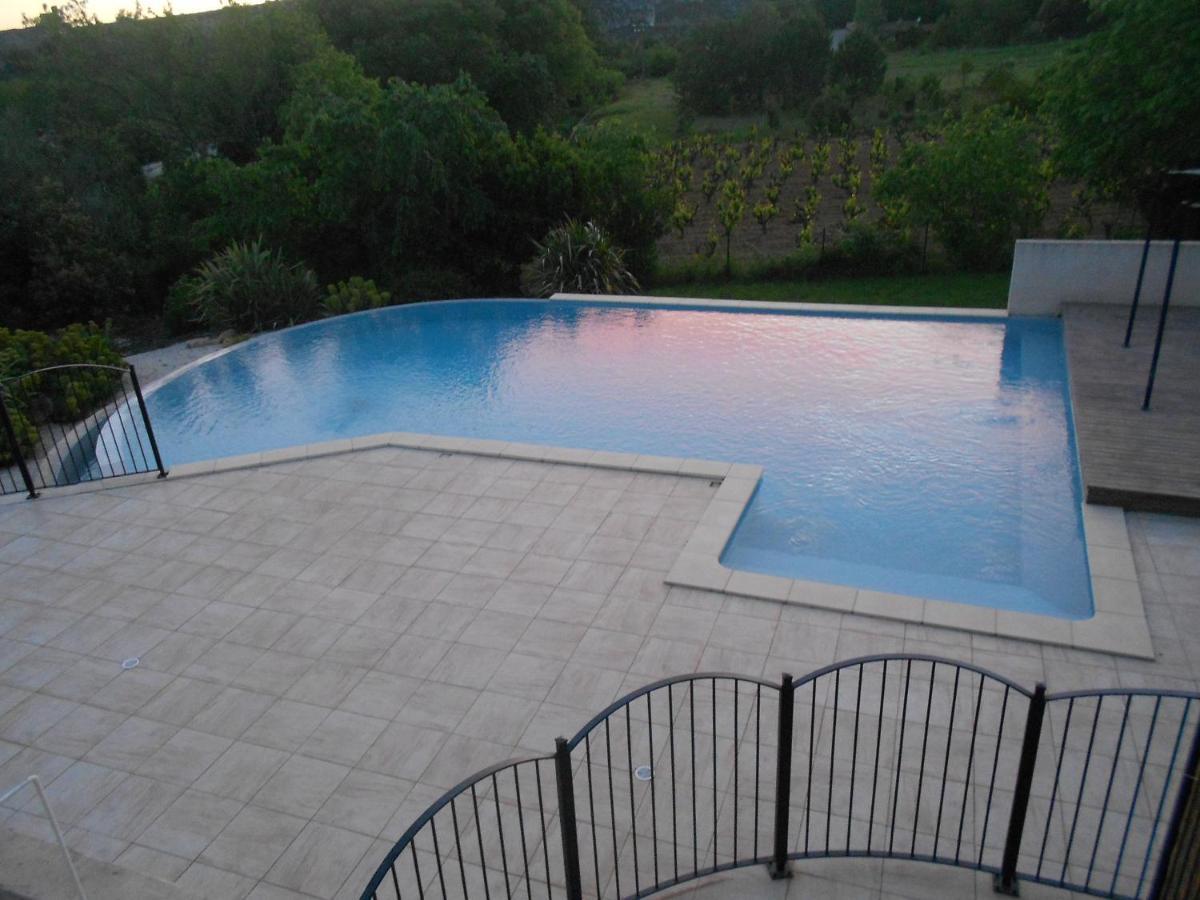 Le Chateau Saint Martin Luaran gambar